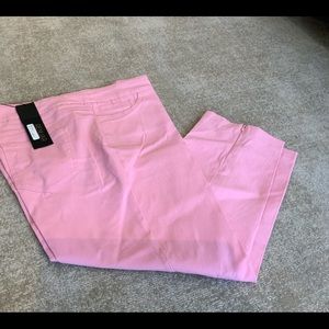NEW RENAUR PINK BLUSH CAPRI PANTS SZ 12 AND 14